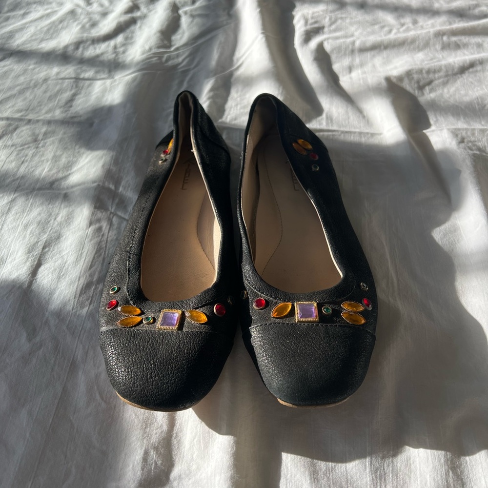 black jewel leather flats size 7